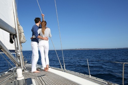 Charter Sailboat Benetau Yachts Oceanis 411 Municipality of Sant Adrià de Besòs