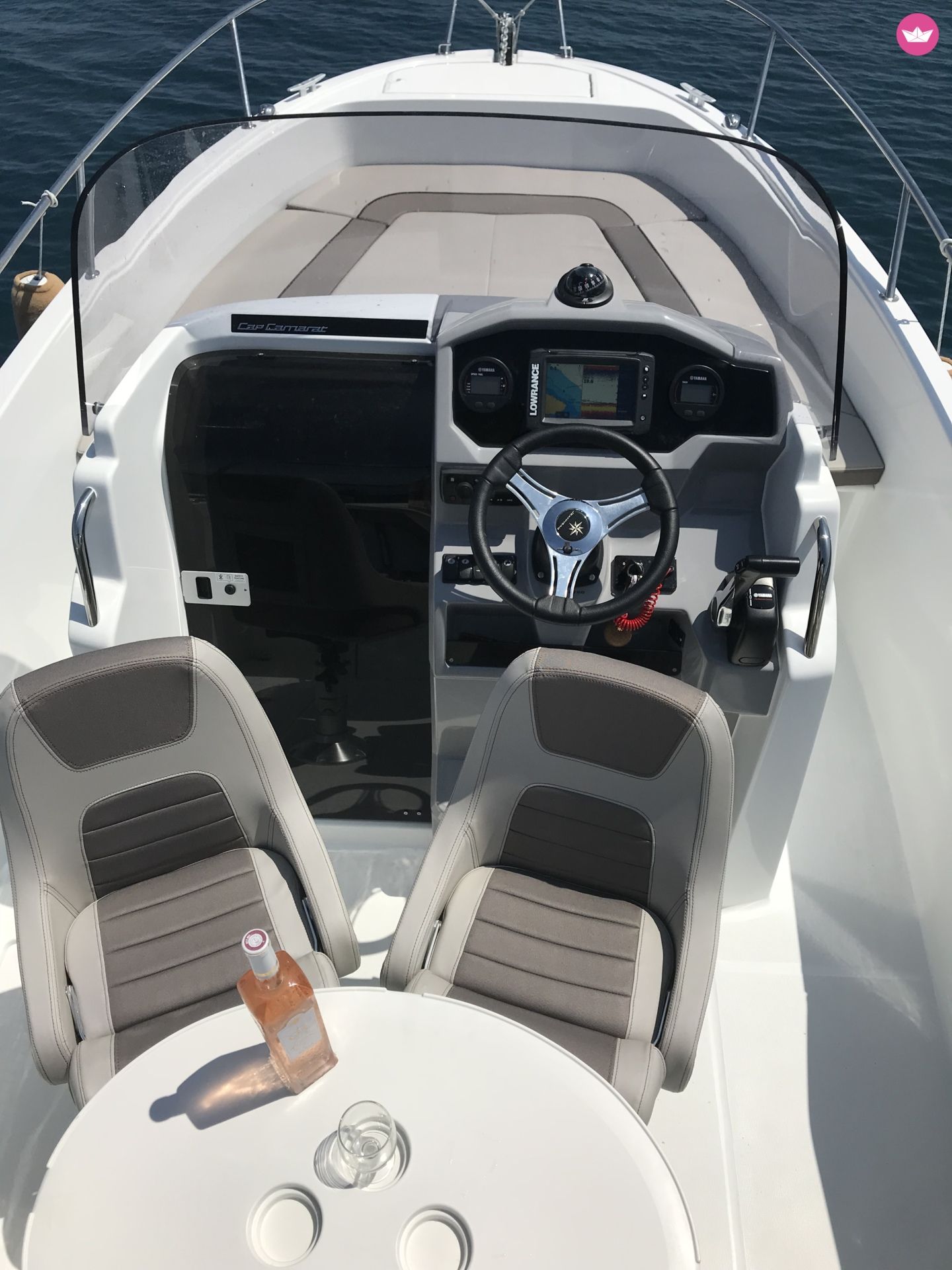 Location bateau à moteur à Antibes de particuliers et professionnels
