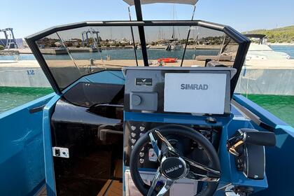 Hire Motorboat Veloce Yachts V750 Sukošan