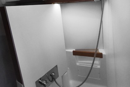 Oceanis 51.1 One Piece