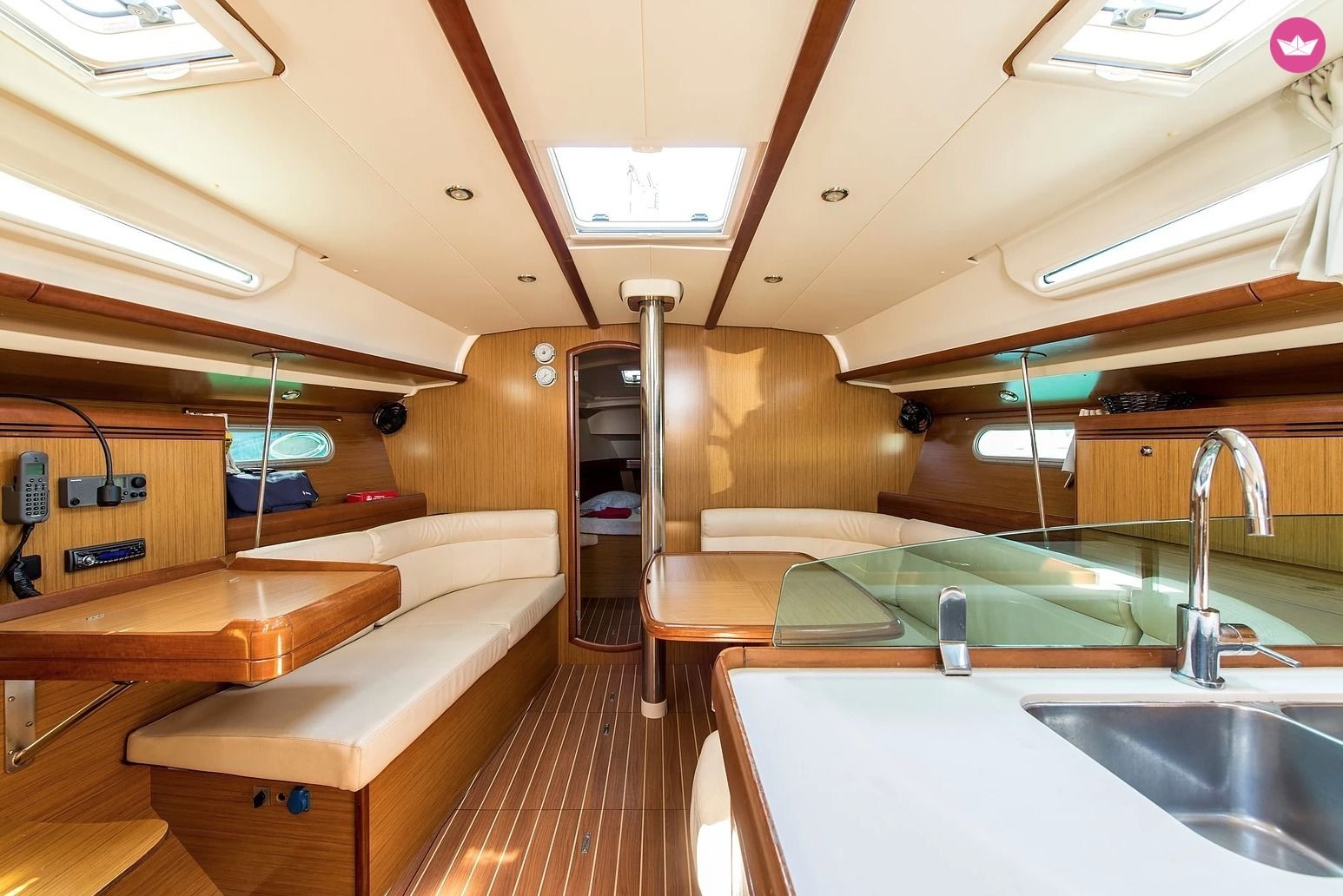 Sailboat Jeanneau Sun Odyssey 42I  