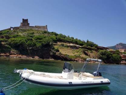 Location Semi-rigide Capelli Tempest Algajola