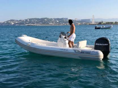 Charter RIB Zodiac Medline 500 Marseille