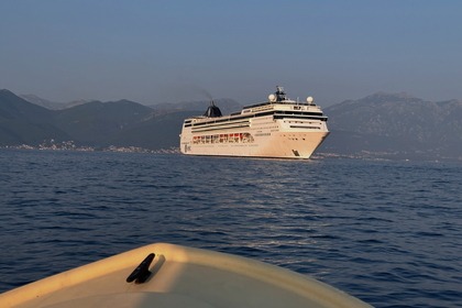 Elan passara-6hp motorboat