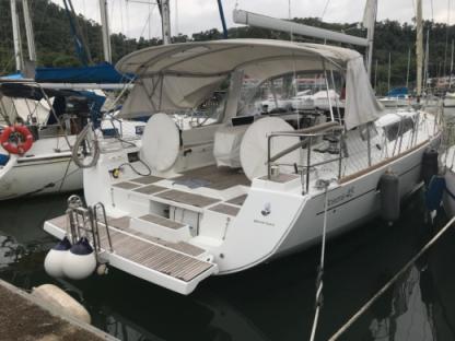 Charter Motorboat Beneteau 45 Angra dos Reis