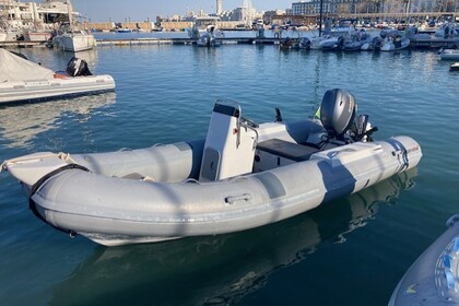 Hire Boat without licence  Northstar 480 Bari