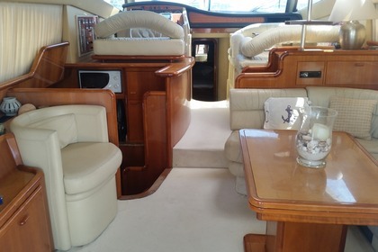 Ferretti 53 flybridge