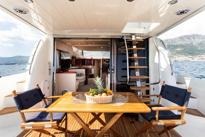 Explore Adriatic - Sunseeker 48ft FLY