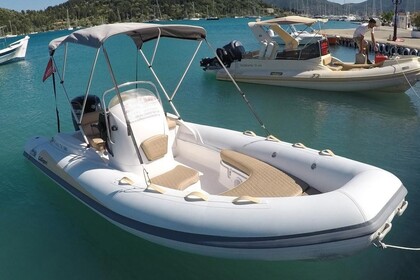 Hire Motorboat Callegari 5m Lefkada
