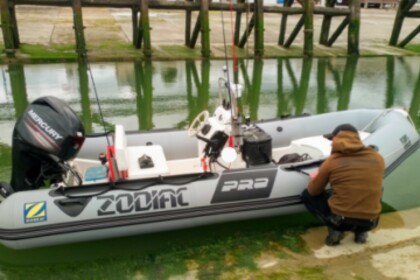 Rental RIB Zodiac Pro Man 9 Grandcamp-Maisy