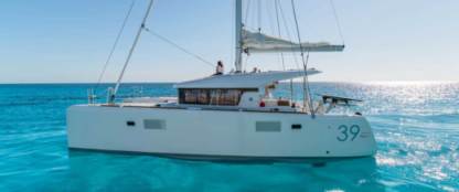 Charter Catamaran Lagoon 39 Porto Rotondo