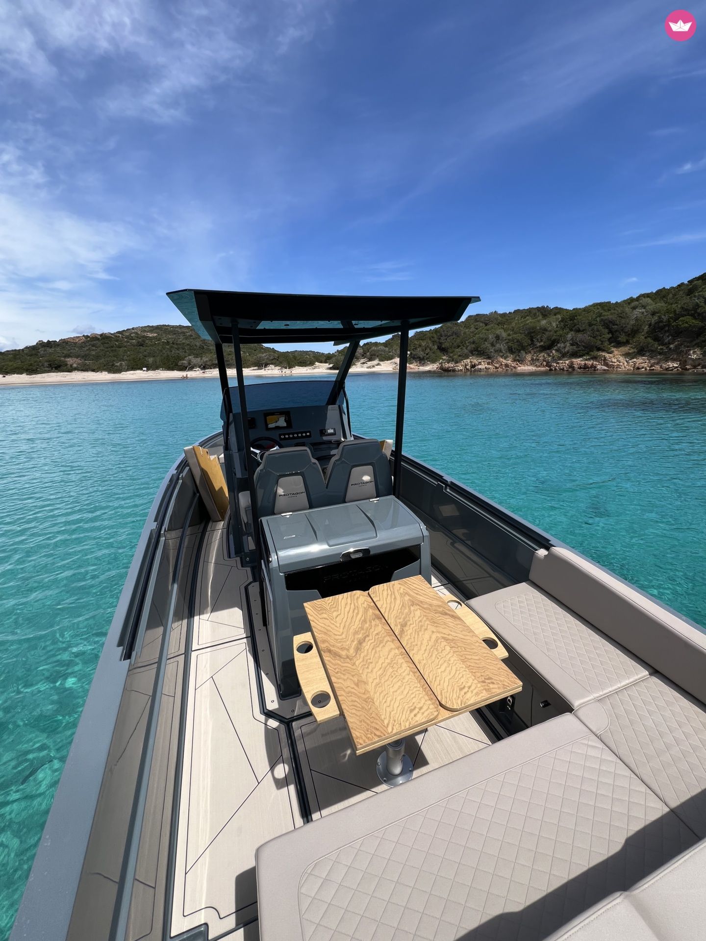 Bateau à moteur Selva Marine Protagon 25 250cv 4