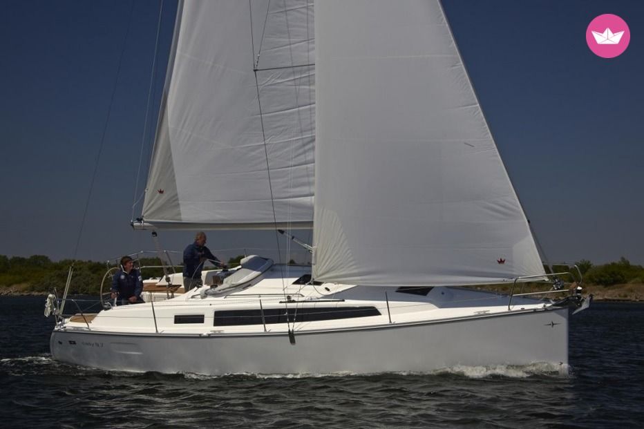 Noleggio Bavaria Easy 9.7