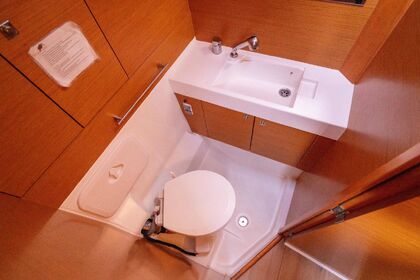 Location Voilier JEANNEAU SUN ODYSSEY 469 Saint-Mandrier-sur-Mer