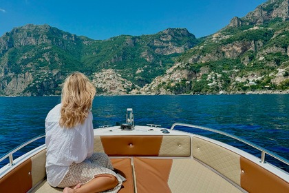 Hire Motorboat Orizzonti Nautilus 22 Amalfi