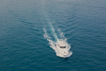 Rental Motorboat COMAR CLANSCHIP 42 FB Catania