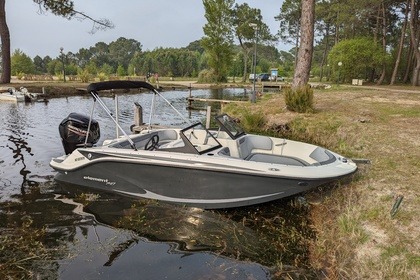 Location Bateau à moteur Bayliner Element M17 Biscarrosse