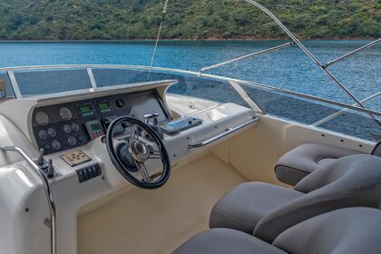 Incredible 21m Motoryat B18