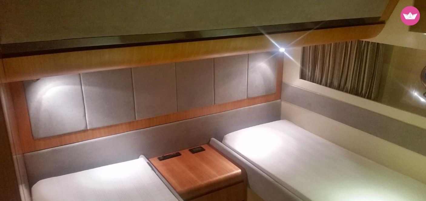 Motorboat Riva 54 Open for hire