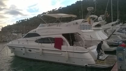 Location Bateau à moteur Asmarine Asmarine 50 Pieds Bonifacio