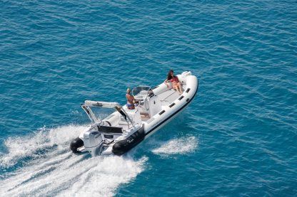 Charter RIB Ranieri Cayman 26 Sport Touring Cannigione