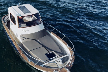 Charter Motorboat Jeranto 750 Positano