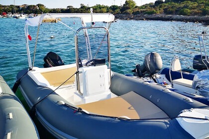 Hyra båt Båt utan licens  B.B. Spargi 580 La Maddalena