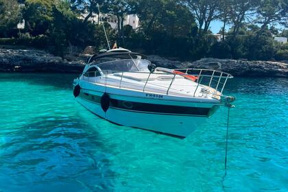 Hyra båt Motorbåt Pershing 37 37 Cala d'Or