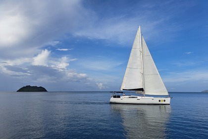 Charter Sailboat BENETEAU OCEANIS 54 Sainte-Anne