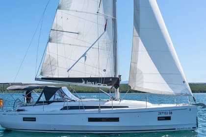 Hyra båt Segelbåt Bénéteau Oceanis 40.1 - 3 cab. Skradin