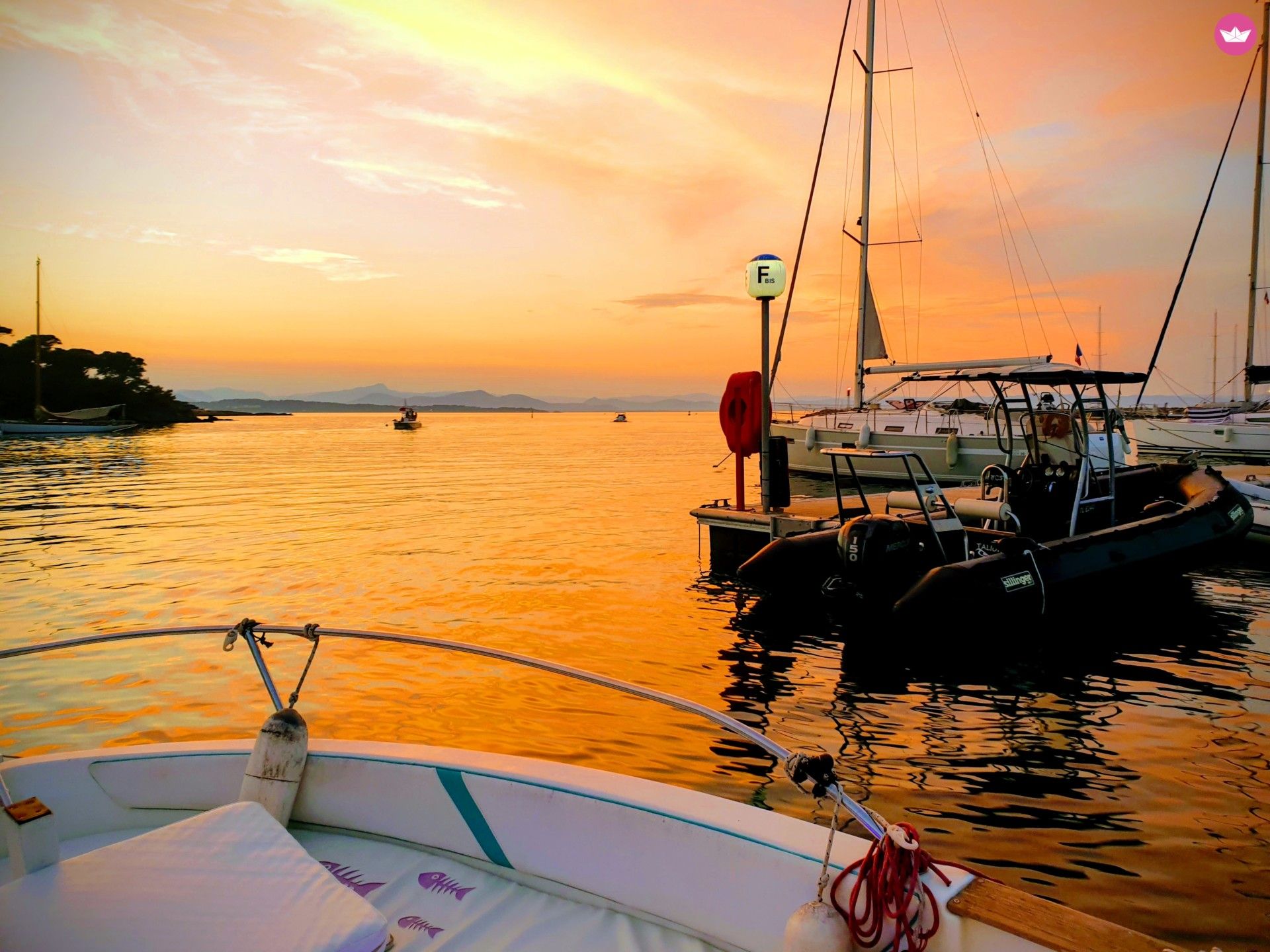 Rental Motorboat Beneteau Beneteau Flyer 6M 150  Efi 2019 Hyères