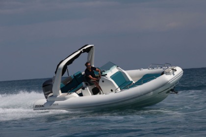 Charter Motorboat  ZODIAC MEDLINE 7.50 Arzon