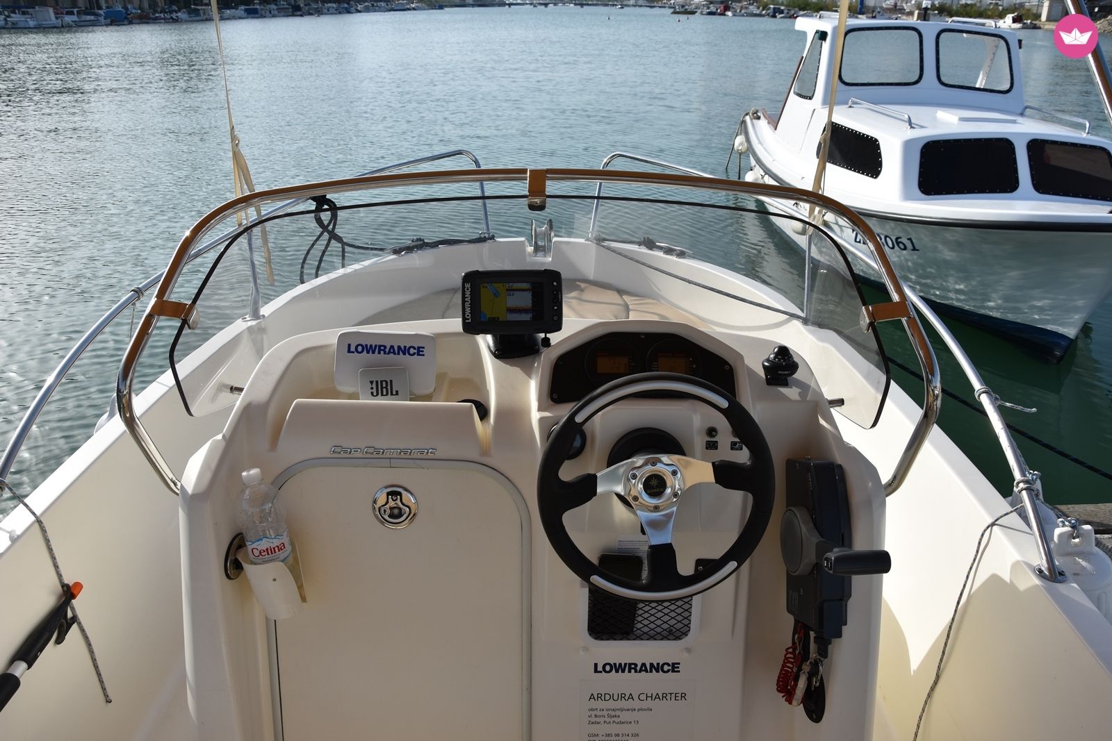 Łódź motorowa Jeanneau Cap Camarat 5.1 Style do wynajęcia