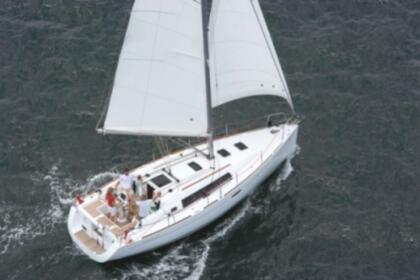 Charter Sailboat Beneteau Oceanis 34 Stralsund
