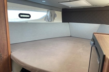 Quicksilver 875 sundeck