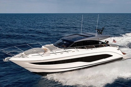 Location Bateau à moteur Princess V 55 Saint-Tropez