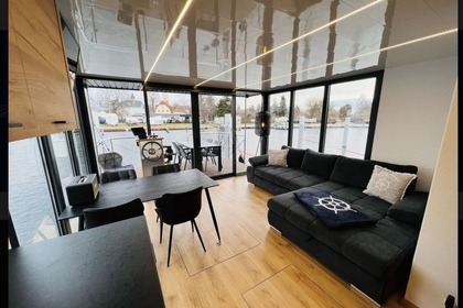 Hausboot mieten in Berlin – Urlaub ab Köpenick mit Führerschein