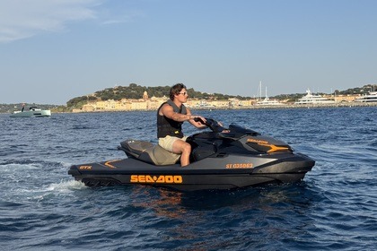 Hire Jet ski Seadoo 230 GTX Saint-Tropez