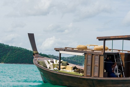 Charter Motorboat Traditional Woodcraft Luxury Long-tail Phuket