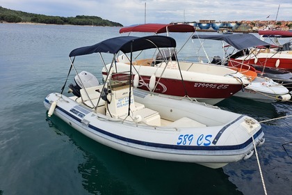 Noleggio Gommone Joker Boat Coaster 470 Cherso