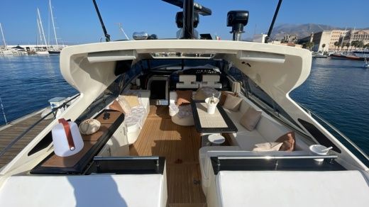 Motor Yacht Sarnico 65 Boot Grundriss