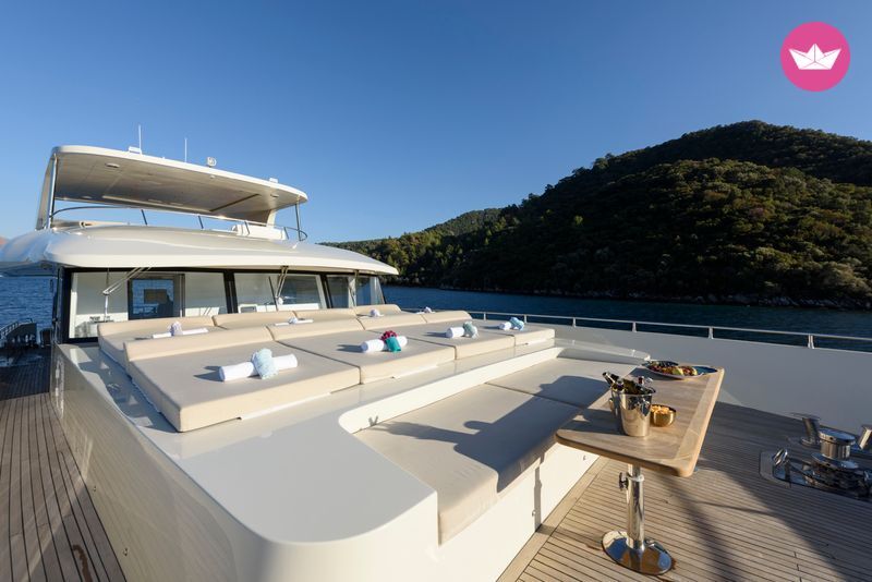 Yacht Up to Date 2024 400cv 8