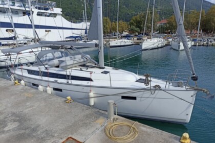 Charter Sailboat Bavaria Cruiser 41 Sami