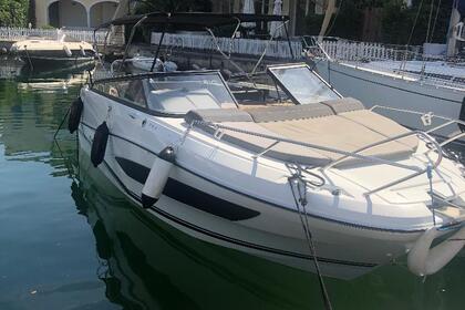 Charter Motorboat Jeanneau Cap Camarat 7.5 DC Port Grimaud
