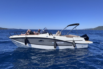 Alquiler Lancha Quicksilver Activ 755 Sundeck Propriano