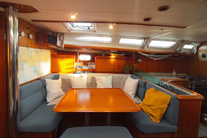 Jeanneau Sun Odyssey 43 avec skipper professionnel