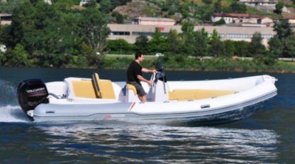 Charter RIB Predator 650 Ts Marseille