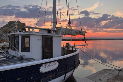 VOILIER DE CARACTERE