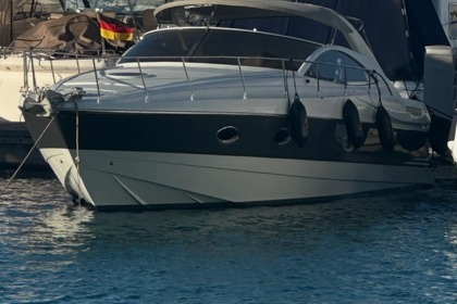 Charter Motorboat Pershing 37 Corfu