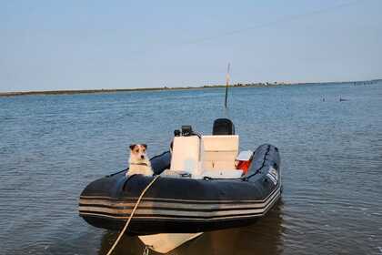 Hire RIB Bombard Explorer 550 Ronce-les-Bains